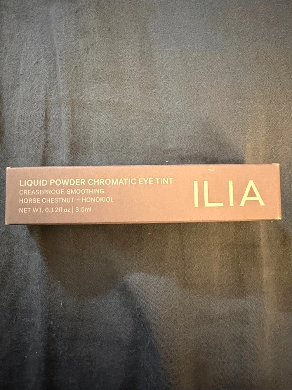 ILIA Liquid Powder Chromatic Eye Tint — Aura